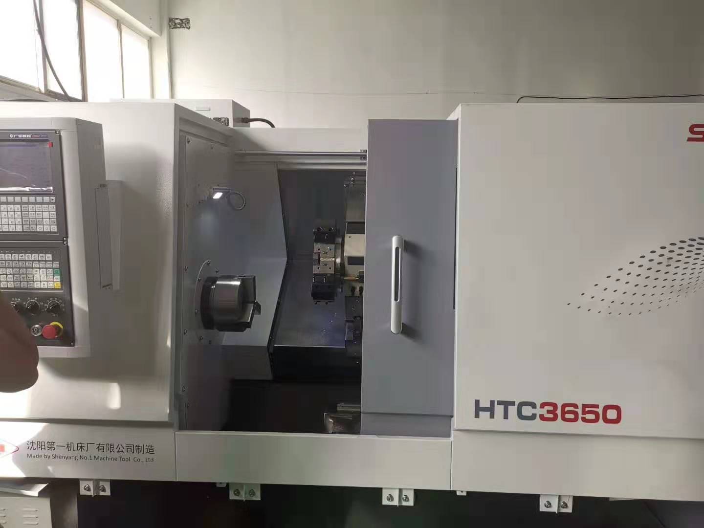 全机能数控车床