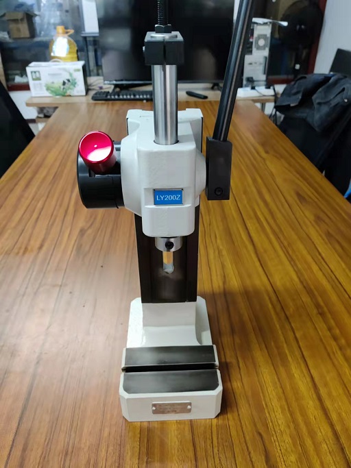 双行程带自锁手动压机（型号LY202-ZA） 