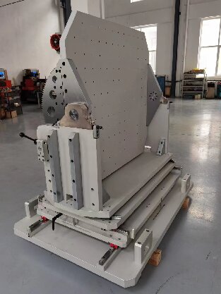 四维重载调整架