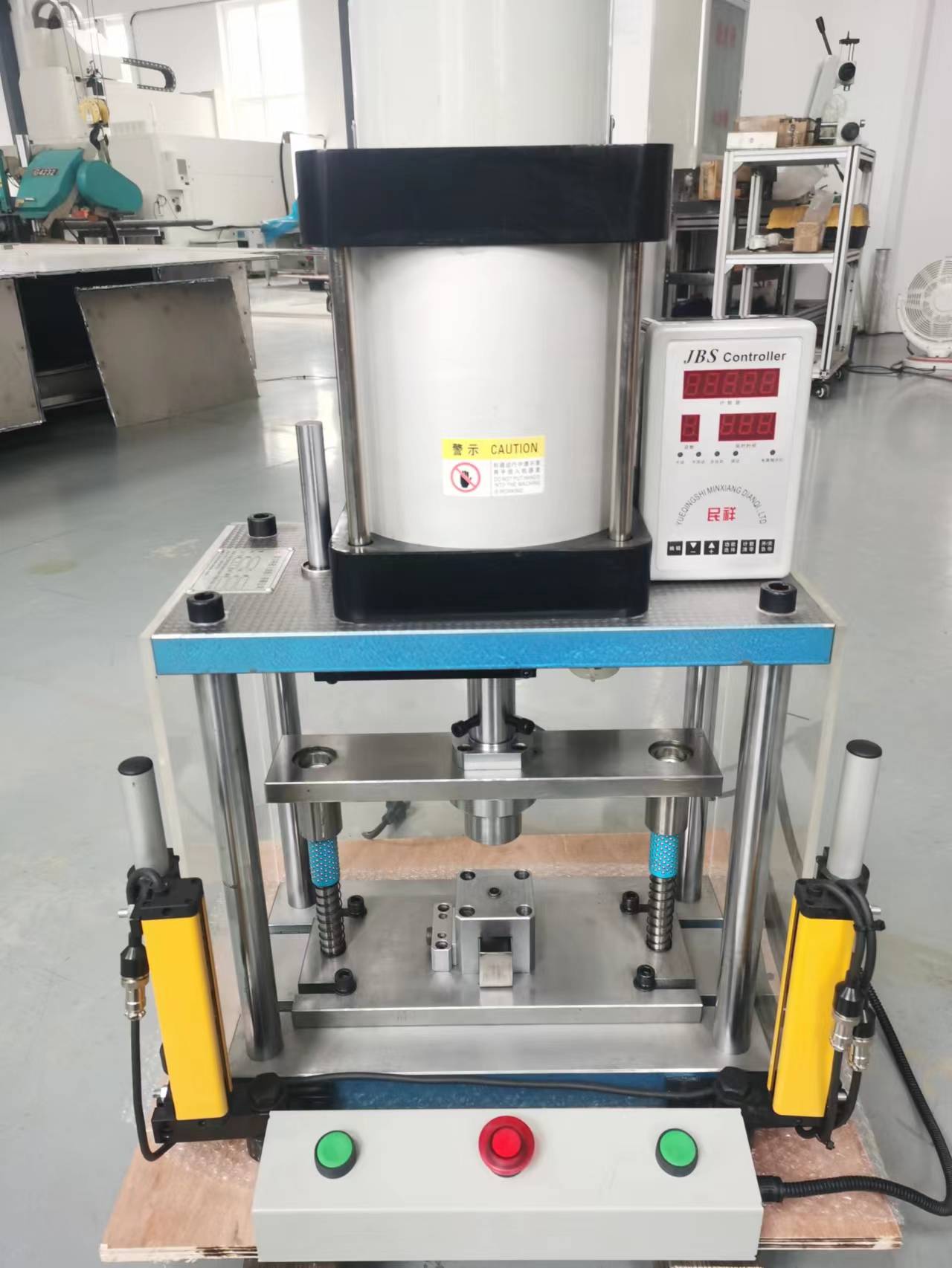 气动压力机-1吨